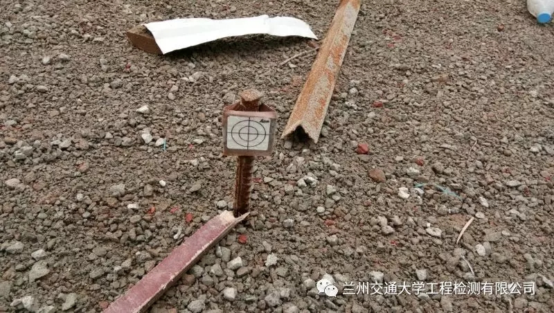 浅谈全站仪在隧道监控量测中的应用