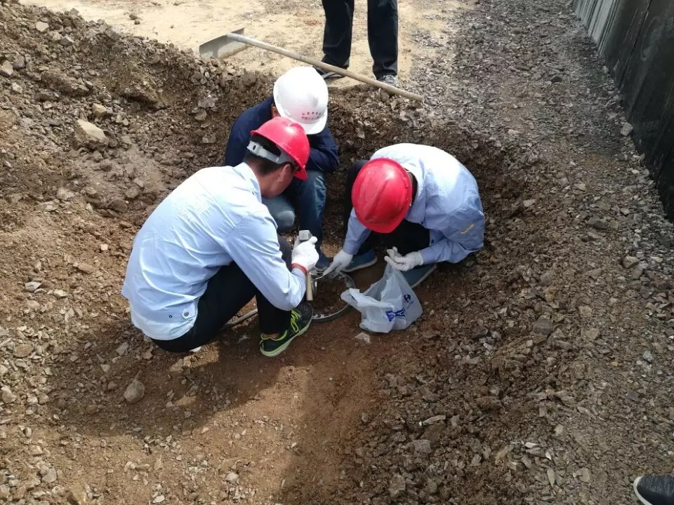 我们的青春在铁路线上